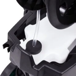 VONROC PRO Hogedrukreiniger V25-2 – 2500W – 195 Bar – 468 L/h – Duurzame Inductiemotor – Incl. 8m Slang, Slanghaspel, Terrasreiniger, Reinigingstank En Meer 15 VONROC PRO Hogedrukreiniger V25-2 – 2500W – 195 Bar – 468 L/h – Duurzame Inductiemotor – Incl. 8m Slang, Slanghaspel, Terrasreiniger, Reinigingstank En Meer -Tuin En Buiten 1199x1200 1