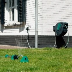 VONROC Automatische Slanghaspel – Incl. 25m Tuinslang, Aansluitslang, Spuitstuk, Koppelingen & Kraanaansluiting -Tuin En Buiten 1200x1200 577