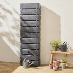 Regenton Muurtank, Grandval 300L, Antraciet Kunststof, Imitatiehout, Met Gootaansluitset Inbegrepen -Tuin En Buiten 1200x1200 581