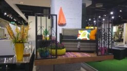 Keter - Hudson Bench Box - 2-zits Bank - Opbergbox - Hout Look & Feel - 227L - 138x63x89cm - Antraciet -Tuin En Buiten 1200x674