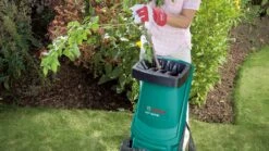 Bosch AXT Rapid 2200 Hakselaar - 2200 W - 90 Kg/u -Tuin En Buiten 1200x675 14