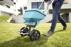 GARDENA Strooiwagen XL Strooikar - 800m2 - 18 Liter -Tuin En Buiten 1200x799 19