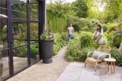 Elho Green Basics Regenton Plus 105 - Regenton Voor Kweken En Oogsten - Ø 58.4 X H 80.4 Cm - Zwart/Living Black -Tuin En Buiten 1200x800 121