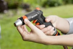 GARDENA - Premium Reinigingssproeier Spuitpistool - Metaal - Voor Reiniging En Bewatering -Tuin En Buiten 1200x800 133