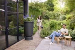 Elho Green Basics Regenton Plus 126 - Regenton Voor Kweken En Oogsten - Ø 70.5 X H 101.0 Cm - Zwart/Living Black 7 Elho Green Basics Regenton Plus 126 - Regenton Voor Kweken En Oogsten - Ø 70.5 X H 101.0 Cm - Zwart/Living Black -Tuin En Buiten 1200x800 146