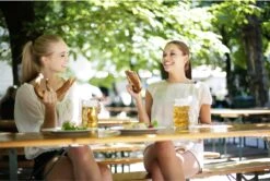 Casaria Tuinset Hout – 2 Banken 1Tafel Inklapbaar - 170x46x75cm -Tuin En Buiten 1200x805