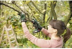 Bosch AdvancedCut 18 Microkettingzaag - Met 1 X 18 V Accu En Lader -Tuin En Buiten 1200x825