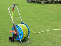 Slangenwagen Met 50 Meter Tuinslang | Eagle Garden | Incl. Spuitkopstuk En Connectors | Geel 8 Slangenwagen Met 50 Meter Tuinslang | Eagle Garden | Incl. Spuitkopstuk En Connectors | Geel -Tuin En Buiten 1200x900 23