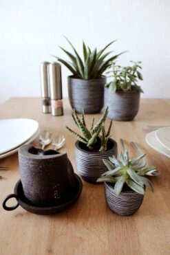 Capi Europe - Set Van 4 - Bloempot Binnen - Rib Antraciet -Tuin En Buiten 800x1200 50
